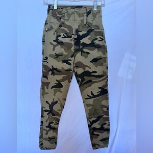 Bershka BSK Camouflage Print STRAIGHT LEG HIGH WAIST Pants